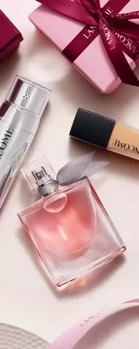 Visual de base de maquillaje Lancome para ilustracion de maquillaje