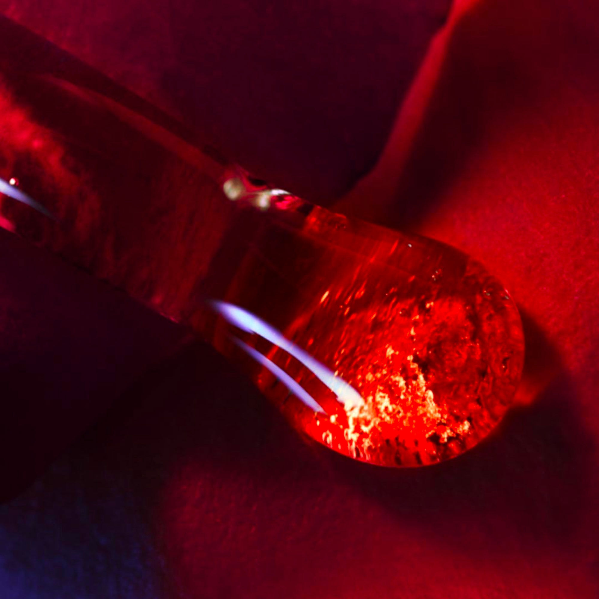 LA NUIT TRESOR ROUGE DRAMA