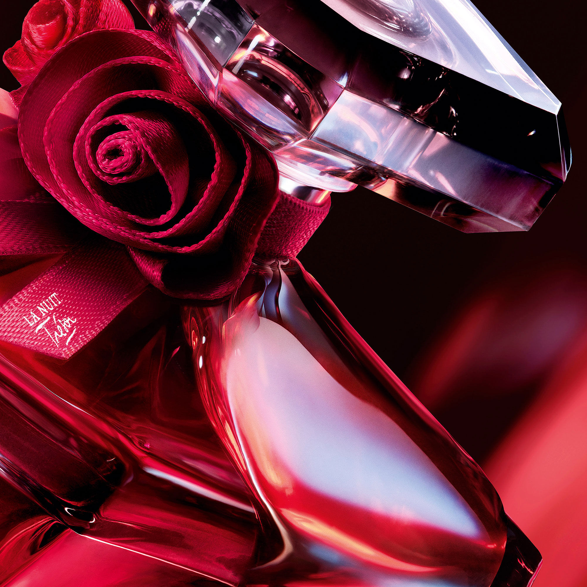 LA NUIT TRESOR ROUGE DRAMA